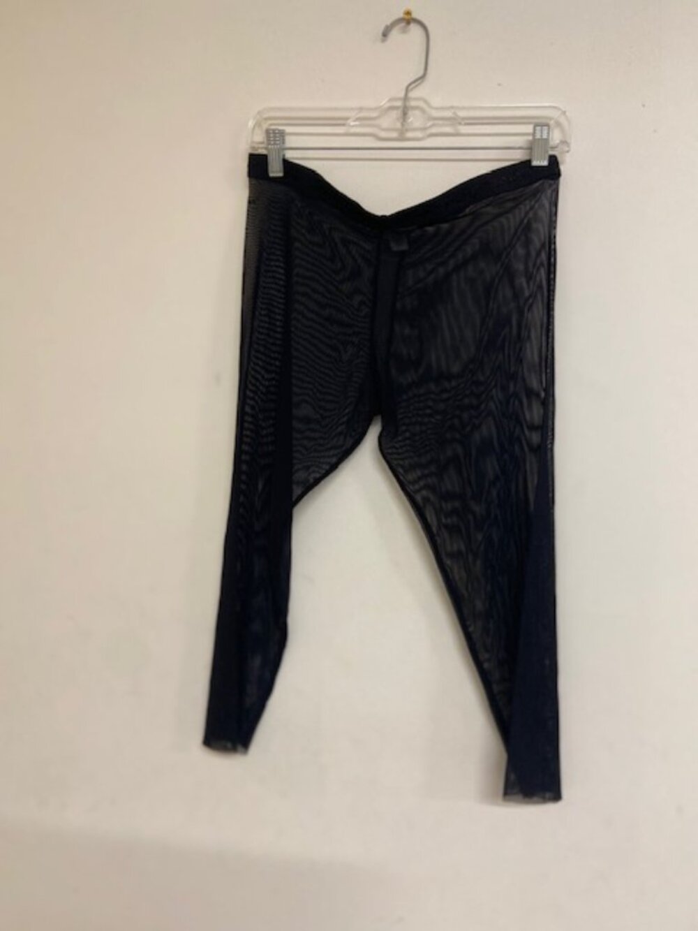 NEW So Low Black Mesh Capri Leggings L